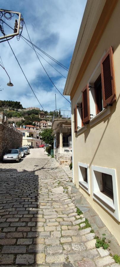 Ferienwohnung Οι Φωλίτσες Nafpaktos Exterior foto