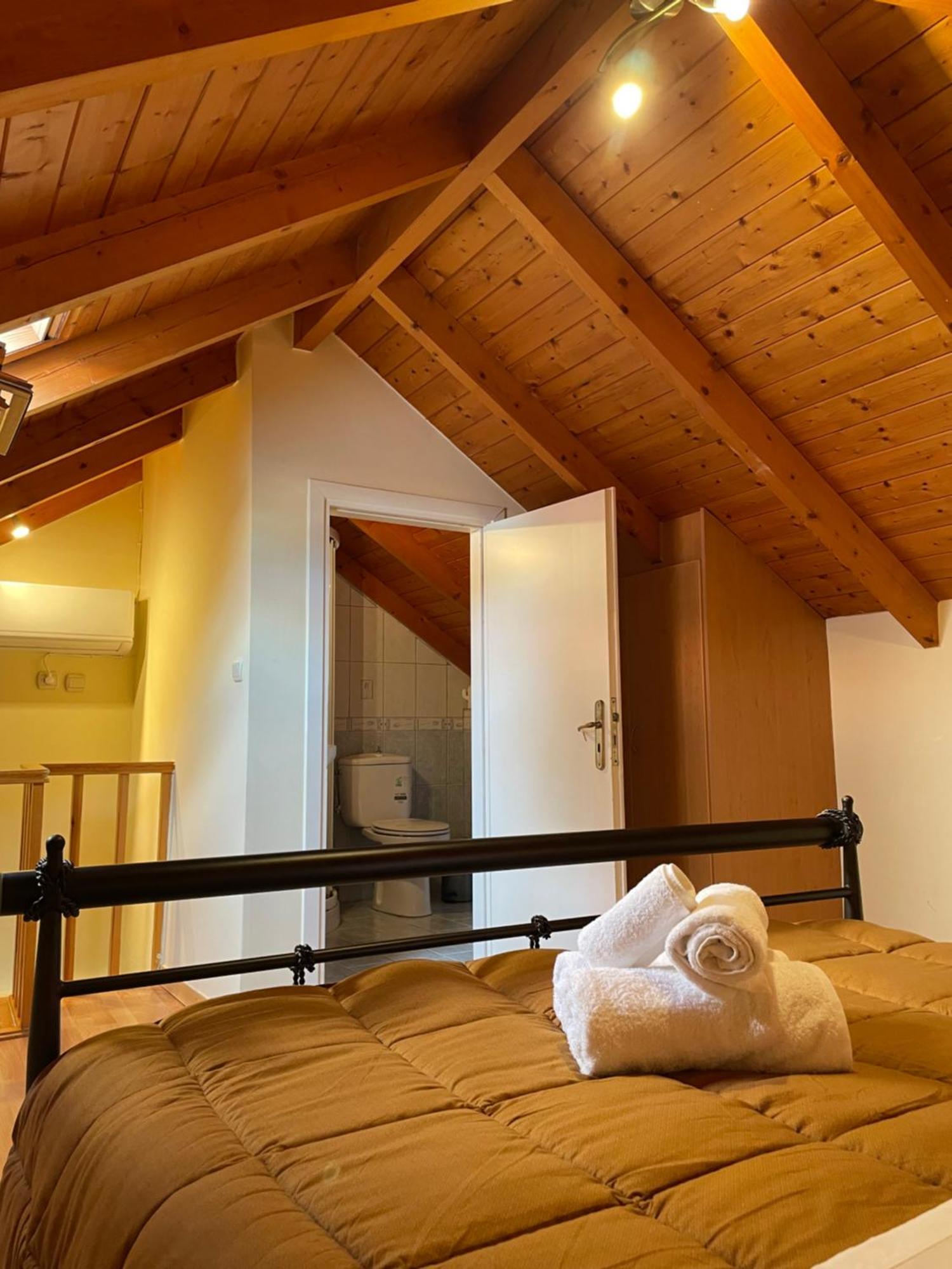 Ferienwohnung Οι Φωλίτσες Nafpaktos Exterior foto